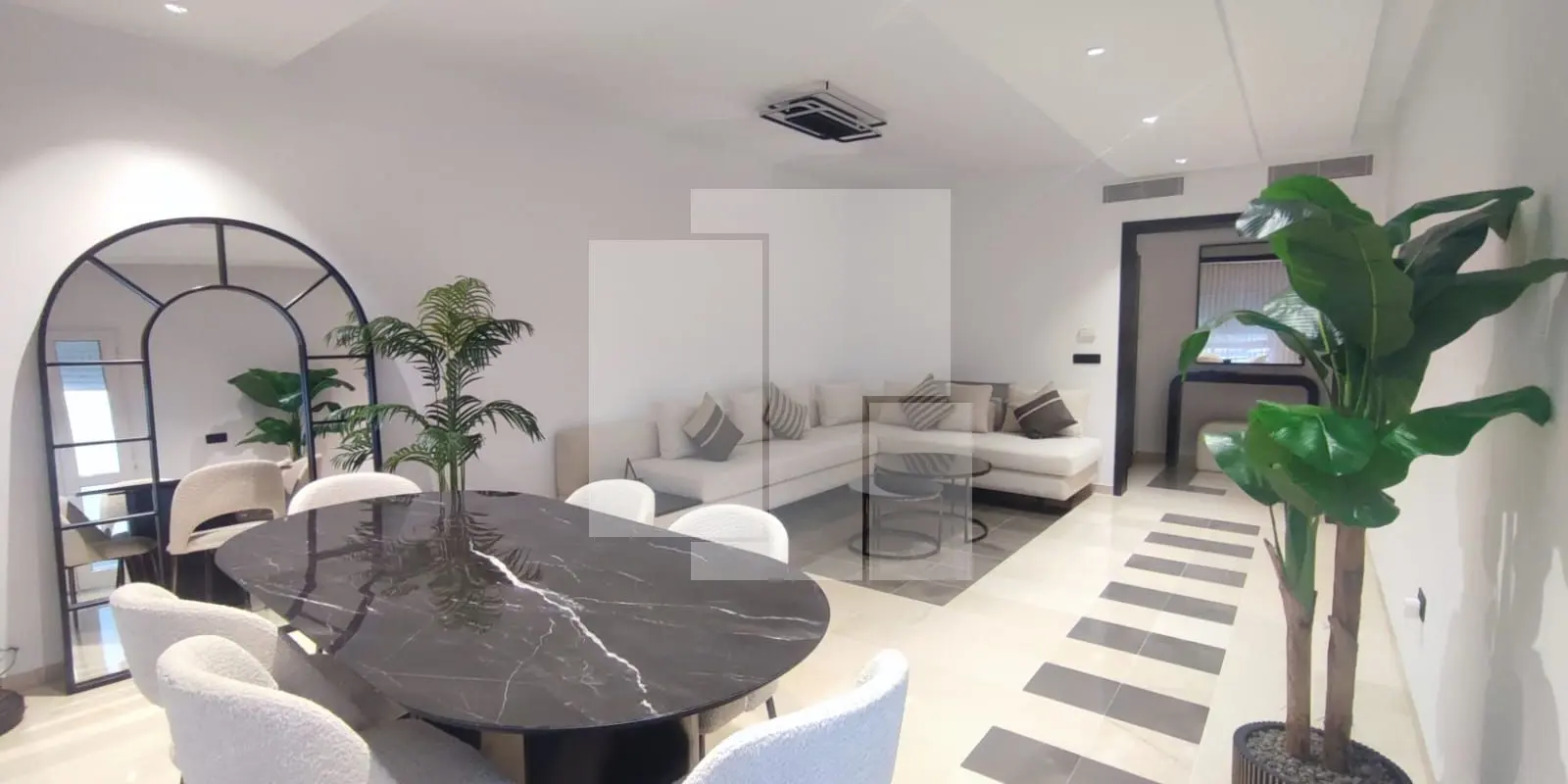 Appartement Meublé S+3, Sidi Daoued