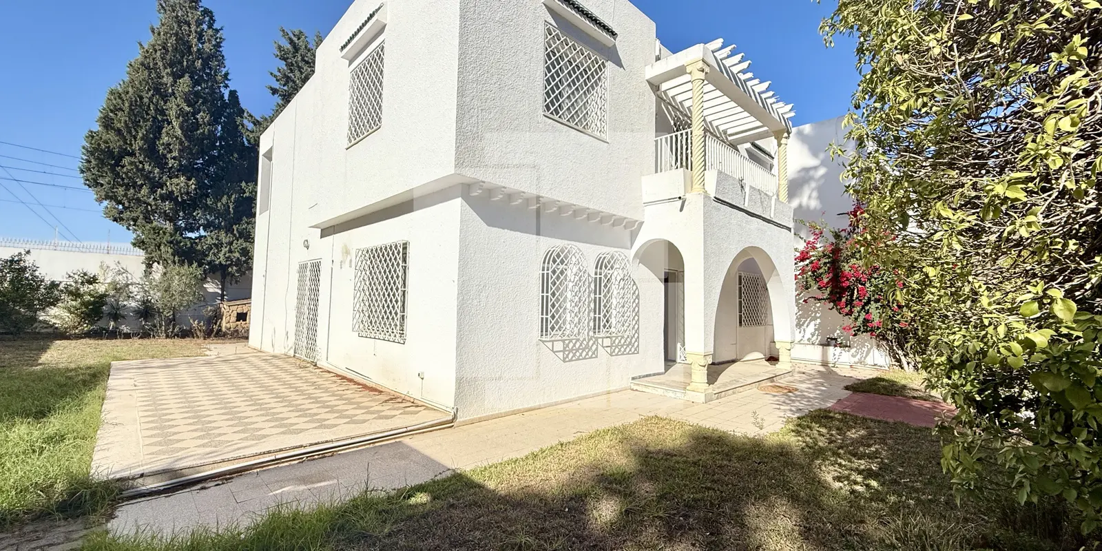 Villa spacieuse avec jardin, Carthage