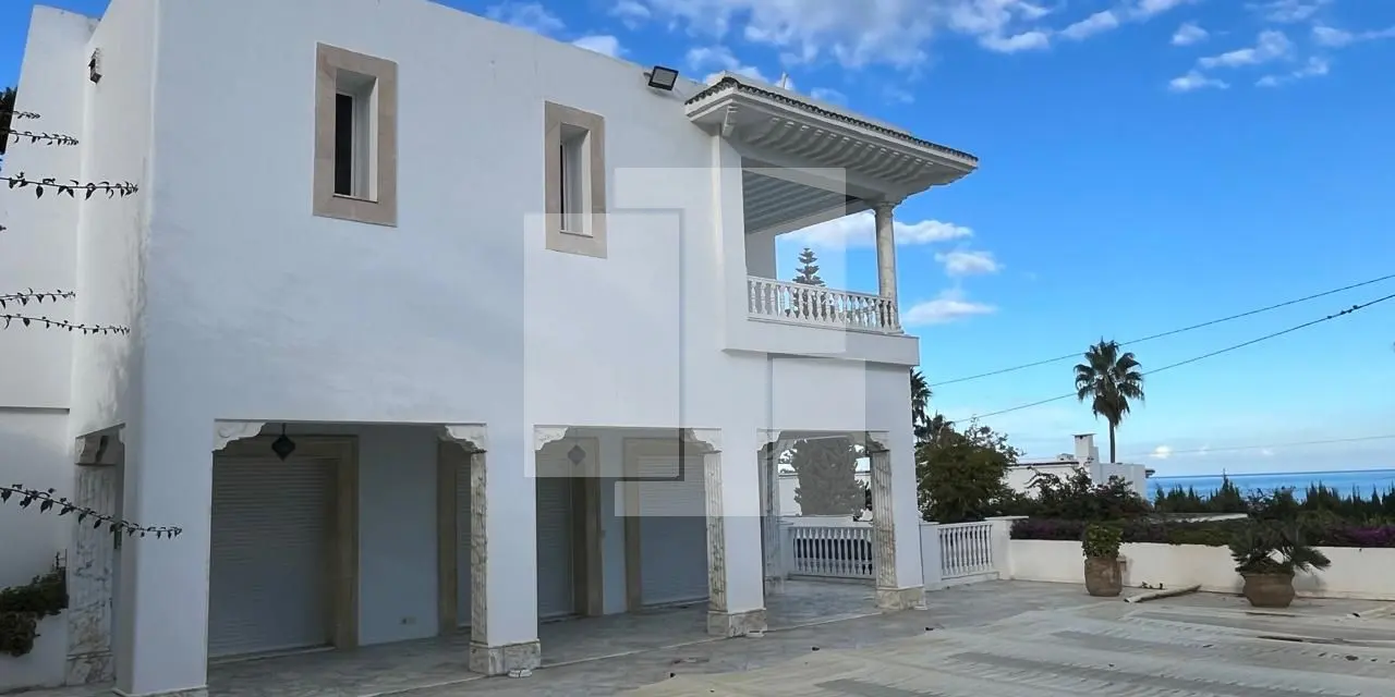 Villa S+8 avec vue sur mer, Marsa cube