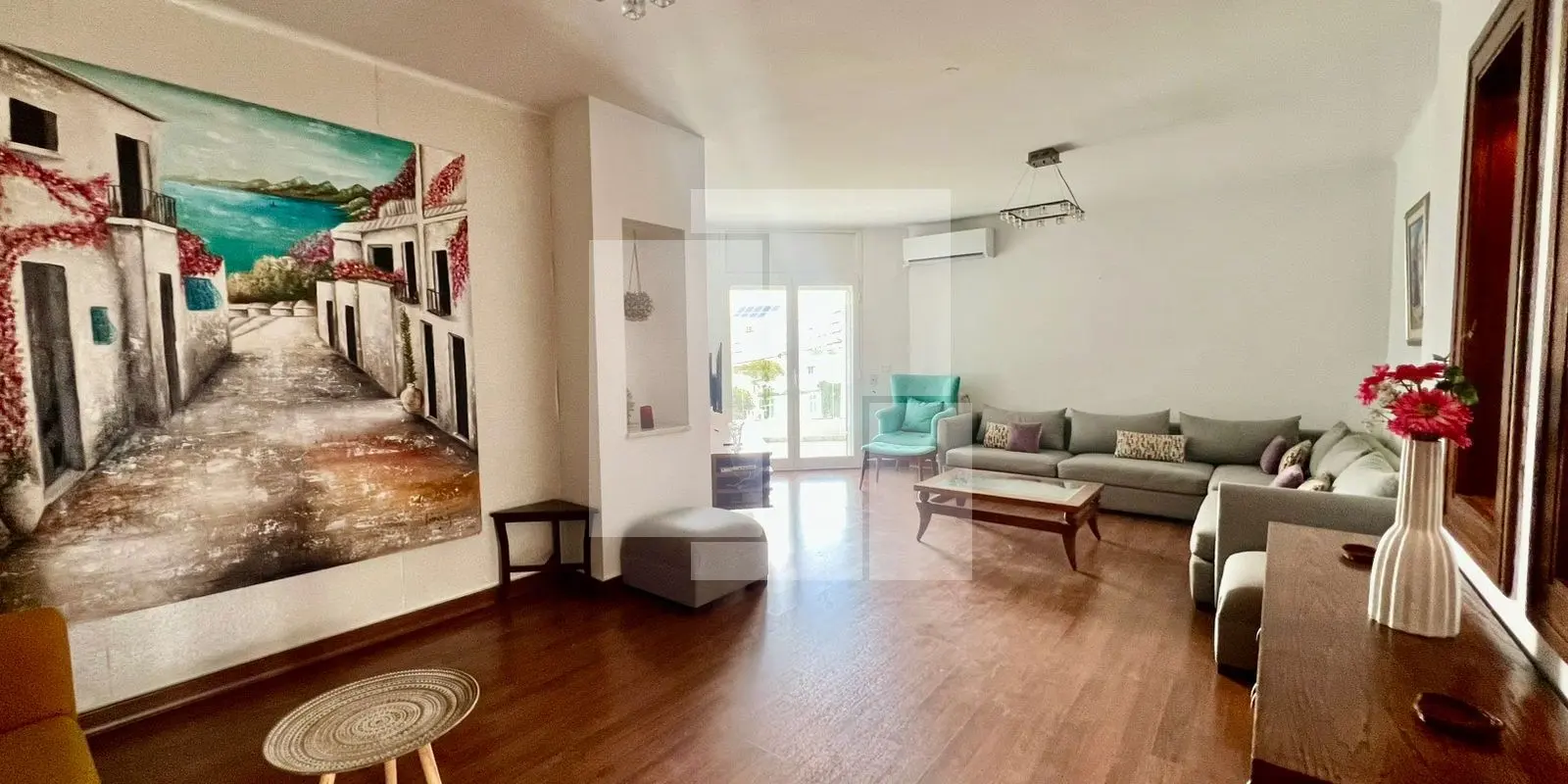 Etage de villa S+3 meublé avec jardin,Marsa wifak