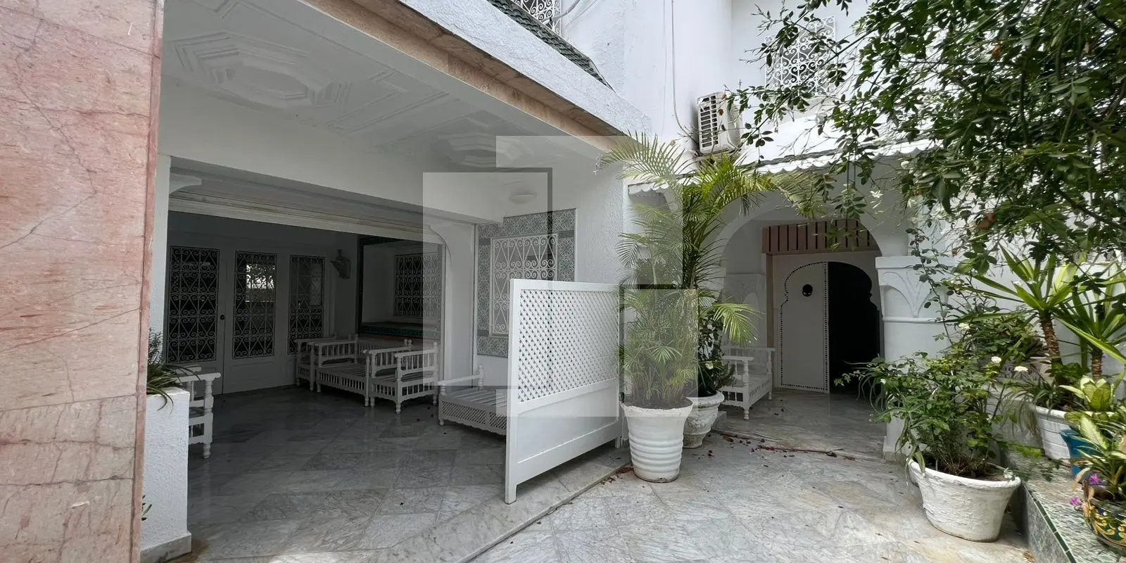 Villa avec deux Duplex ,Marsa Ville
