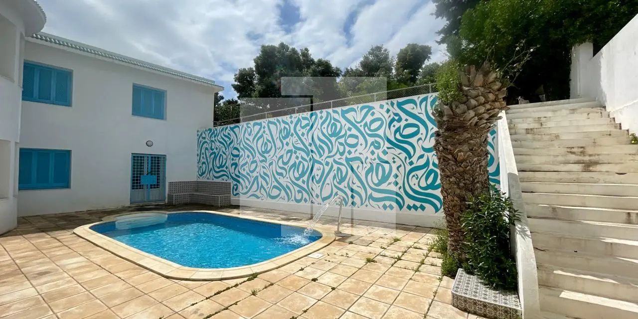 Villa S+6 avec vue mer dégagée, Gammarth supérieur