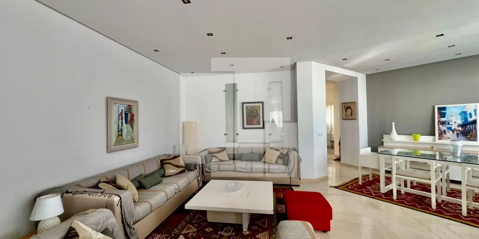 Étage de villa S+3 meublé avec rooftop,Marsa.