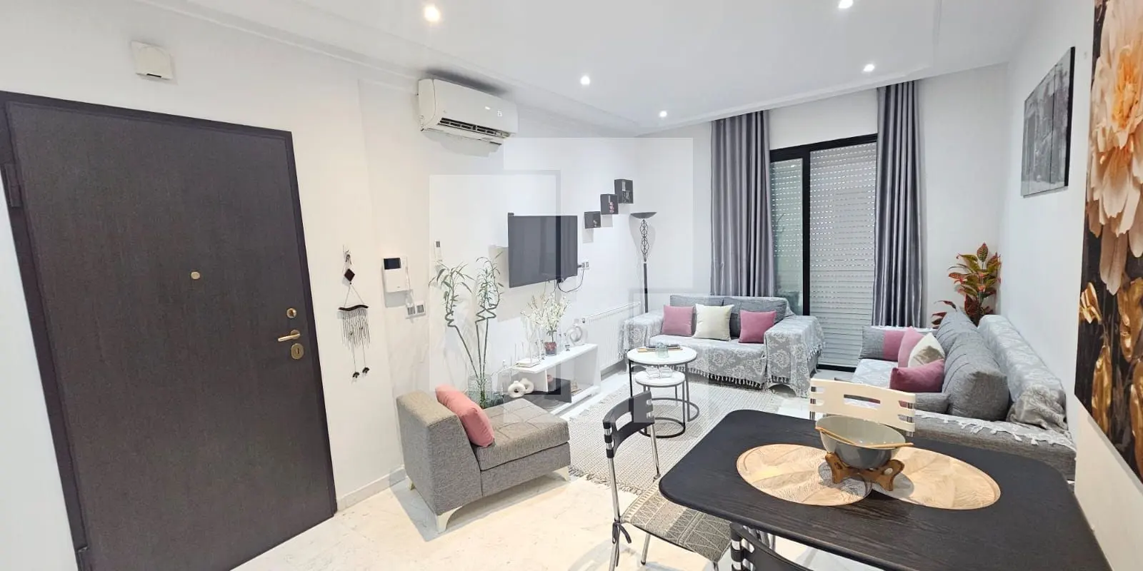 Appartement richement meublé , Marsa plage