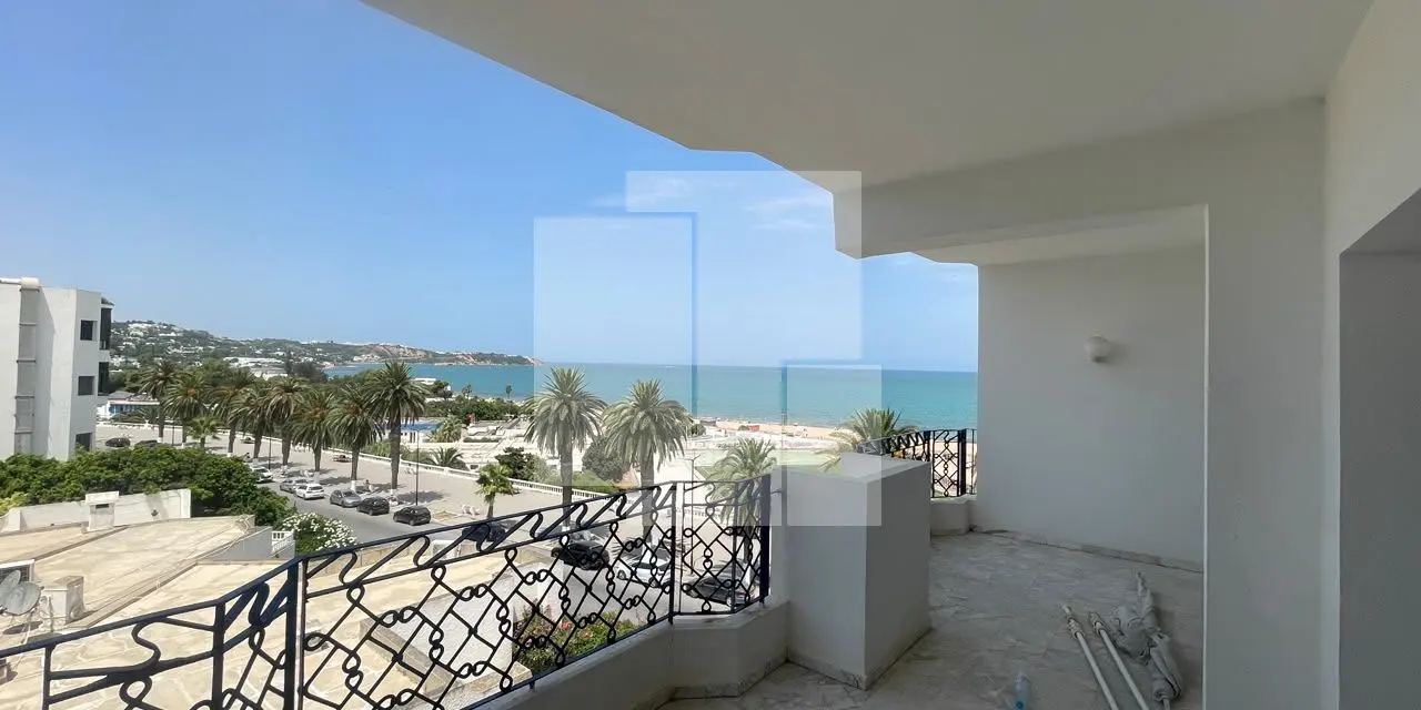 Appartement S+3 avec vue sur mer, La Marsa