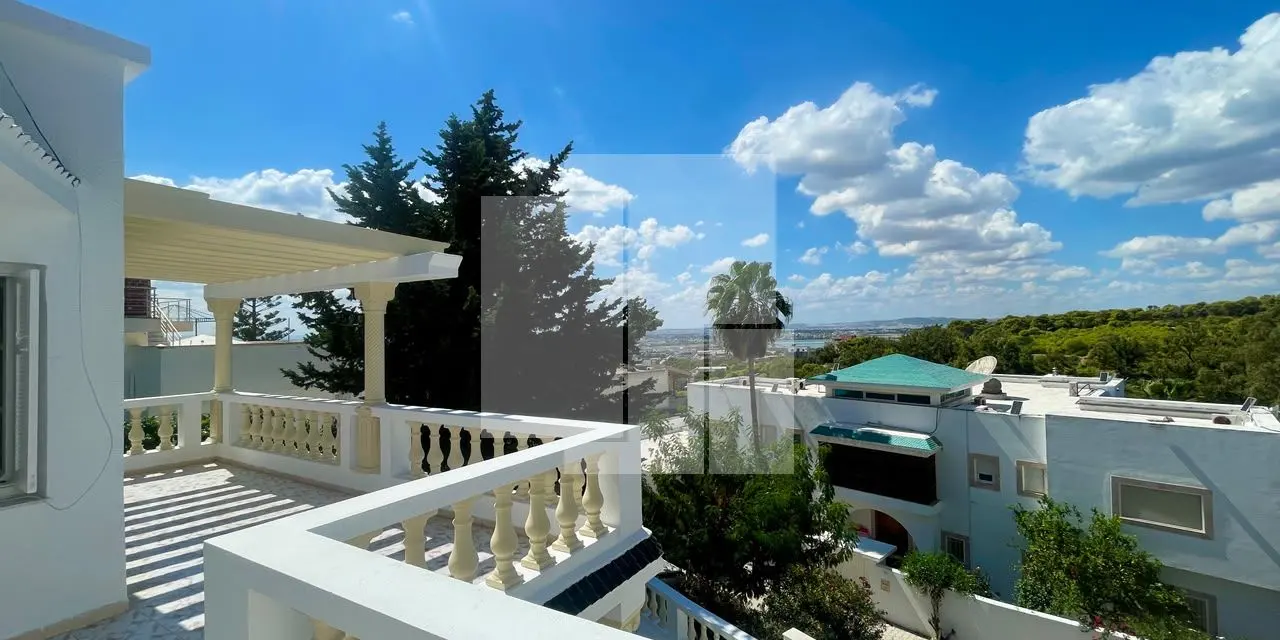 Villa S+6 avec vue dégagée, Gammarth supérieur